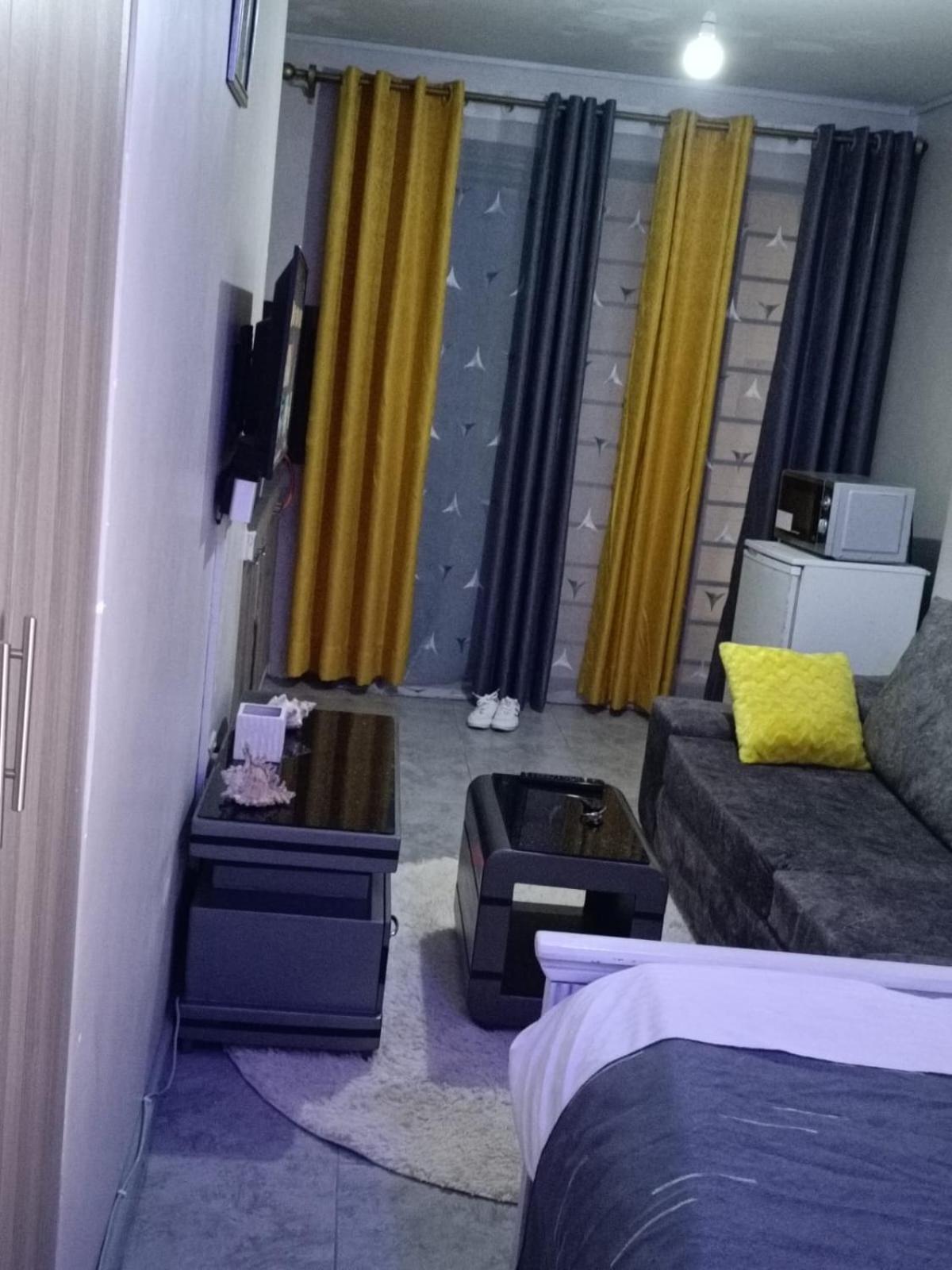 Bebrofal Suites Найроби Екстериор снимка